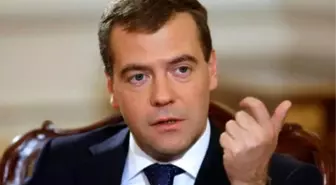 Rusya Başbakanı Medvedev Myanmar'da