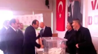 AK Parti Gevaş İlçe 5. Olağan Kongresi Yapıldı