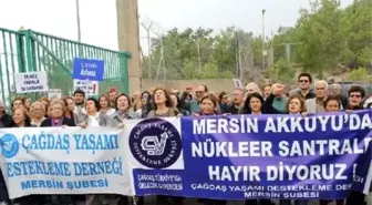 Çevrecilerden Akkuyu Nükleer Santrali Şantiyesi Önünde Eylem