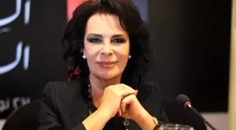 Hülya Koçyiğit, 50'nci Sanat Yılını Kutladı