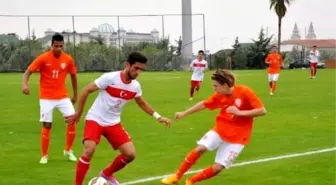 Türkiye-Hollanda: 1-1 (U18 Dostluk Turnuvası)