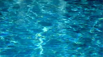 Sitenin Havuzuna Giren Kız Boğuldu