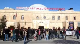 Artuklu Üniversitesi'ndeki Yolsuzluk Operasyonunda 46 Kişi Serbest Bırakıldı