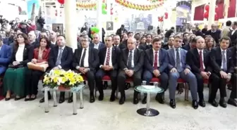 AK Parti ve CHP Milletvekilleri Birlikte Halay Çekti