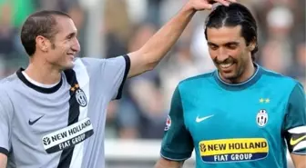 Juventus, Buffon ve Chiellini ile Uzattı!