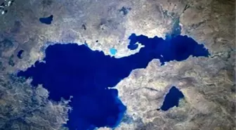 Van Gölü Haritasının Şekli Değişiyor
