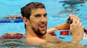 Rekortmen Yüzücü Phelps'in Sevgilisi Erkek Çıktı!