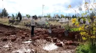 Antalya'da Hayatını Kaybeden Öğretmen