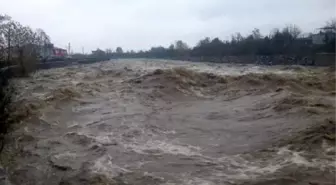 Samsun'da Sağanak Yağış Etkili Oldu (2)