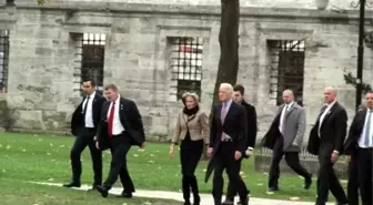 Biden Süleymaniye Camii'ni Ziyaret Ediyor