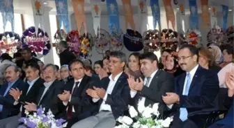 Eşme AK Parti'de Ali Arık Güven Tazeledi