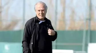 Mustafa Denizli Melo'ya Patladı: Böyle Takım Oyuncusu Olmaz