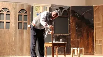 'Bizim zamanımızda' Oyunu İlgi Gördü