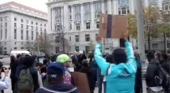 Ferguson'daki Olayları Protesto Ettiler