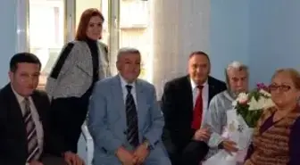 Kıdemli Hemşeriler Öğretmenleri Unutmadı