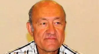 Başörtülü Öğrenciyi Engelleyen Profesörün Hapis Cezası Alması