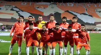 Adanaspor'da 5 Futbolcuya Süresiz İzin Verildi