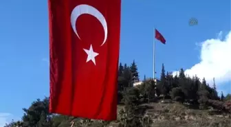 Fransız Bayrağının Yerine Türk Bayrağının Asılmasının 95. Yılı