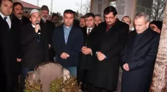 Seyyid Abdülhakim Arvasi Dualarla Anıldı