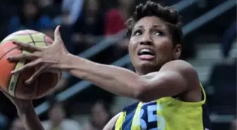 Angel Mccoughtry'den Nişan Haberlerine Sert Tepki