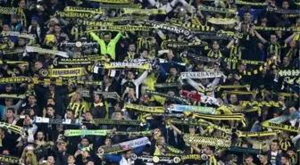 Genç Fenerbahçeliler Protesto Etti