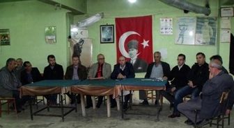 Salihli'de AK Parti'den 'Çat Kapı' Mahalle Ziyaretleri