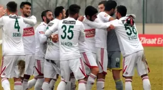 Sivas Dört Eylül Belediyespor, Karabükspor'u Devirdi