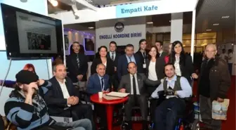 Vatandaşlar, Empati Kafe'de Empati Yaptı