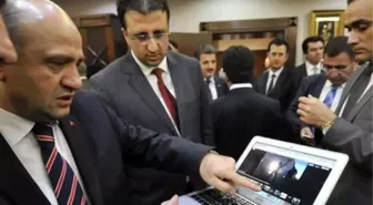 Bakan Işık, Yılın Fotoğrafları Oylamasına Katıldı