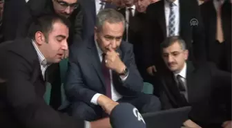 Arınç, AA'nın Yılın Fotoğrafı Oylamasına Katıldı