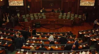 Kosova'da 6 Ay Sonra Meclis Başkanı Seçildi