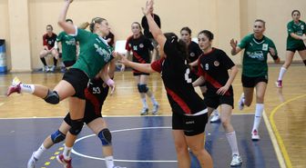 Osmangazili Bayanlar Galibiyet Serisini Sürdürüyor