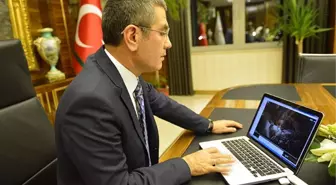 Bakan Canikli, Yılın Fotoğrafı Oylamasına Katıldı