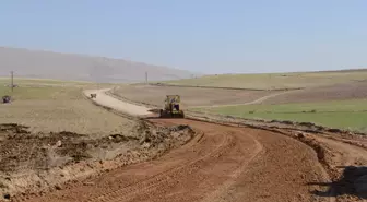 Kavak Mahallesi'nde Yol Çalışması