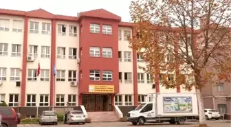 Sosyal Bilimler Lisesi Öğrencileri Osmanlıca Öğrenmekten Memnun
