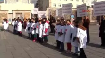 Kayseri?de Teknolojik İnsan Hakları Eylemi