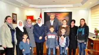 Suriyelilerden Kaymakam Erkal'a Ziyaret