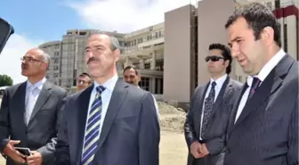 Vali Büyükersoy, Yeni Hastaneyi İnceledi