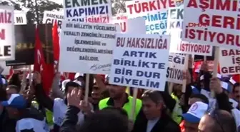 Kayseri?de Madencilerden 'Ekmeğimizle Oynamayın' Eylemi