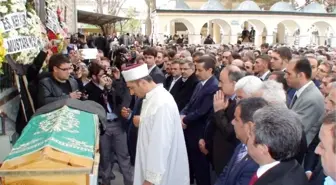 Bakan Çelik Konya'da Cenazeye Katıldı
