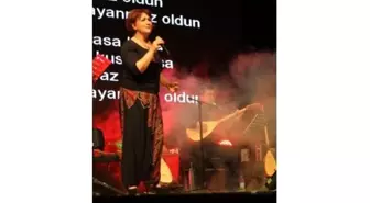 Doktor Çift Konser Verdi