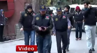 Tek Türkiye' Dizisinin Senaristi Gözaltında