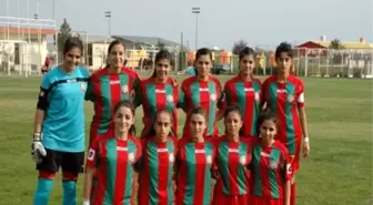 Amedspor Kızları Gol Olup Erzincan Kalesine Yağdı 7-1