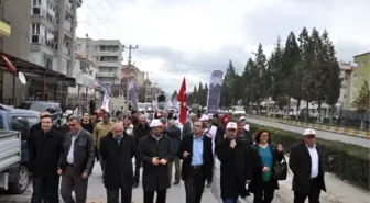 Eğitim-İş'ten 'Laik Eğitim ve Emeğe Saygı' Yürüyüşü