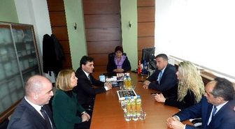 Priştine Büyükelçisi Ozan, Kosovalı Azınlık Milletvekilleriyle Görüştü