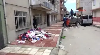 Mahalleliyi İsyan Ettiren Evden Altı Traktör Çöp Çıktı