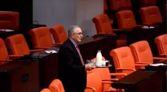 CHP'li Vekil, Meclis Kürsüsünde Çay-Süt Hesabıyla Ekonomik Dengesizliği Anlattı