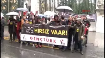 17-25 Aralık Soruşturmalarının Yıldönümünde Kitap Okumalı Protesto...