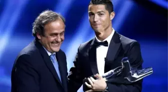 Cristiano Ronaldo, Michel Platini'nin Elini Sıkmadı