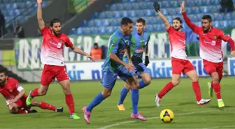 Çaykur Rizespor, Gaziantepspora Maçın İlk Yarısında 1-0 Yenik